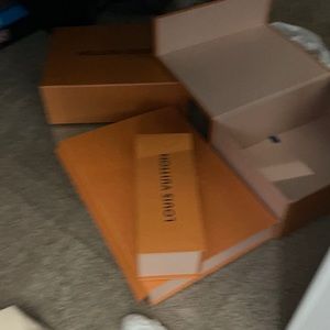 louie vuitton genuwine boxes multiple sizes